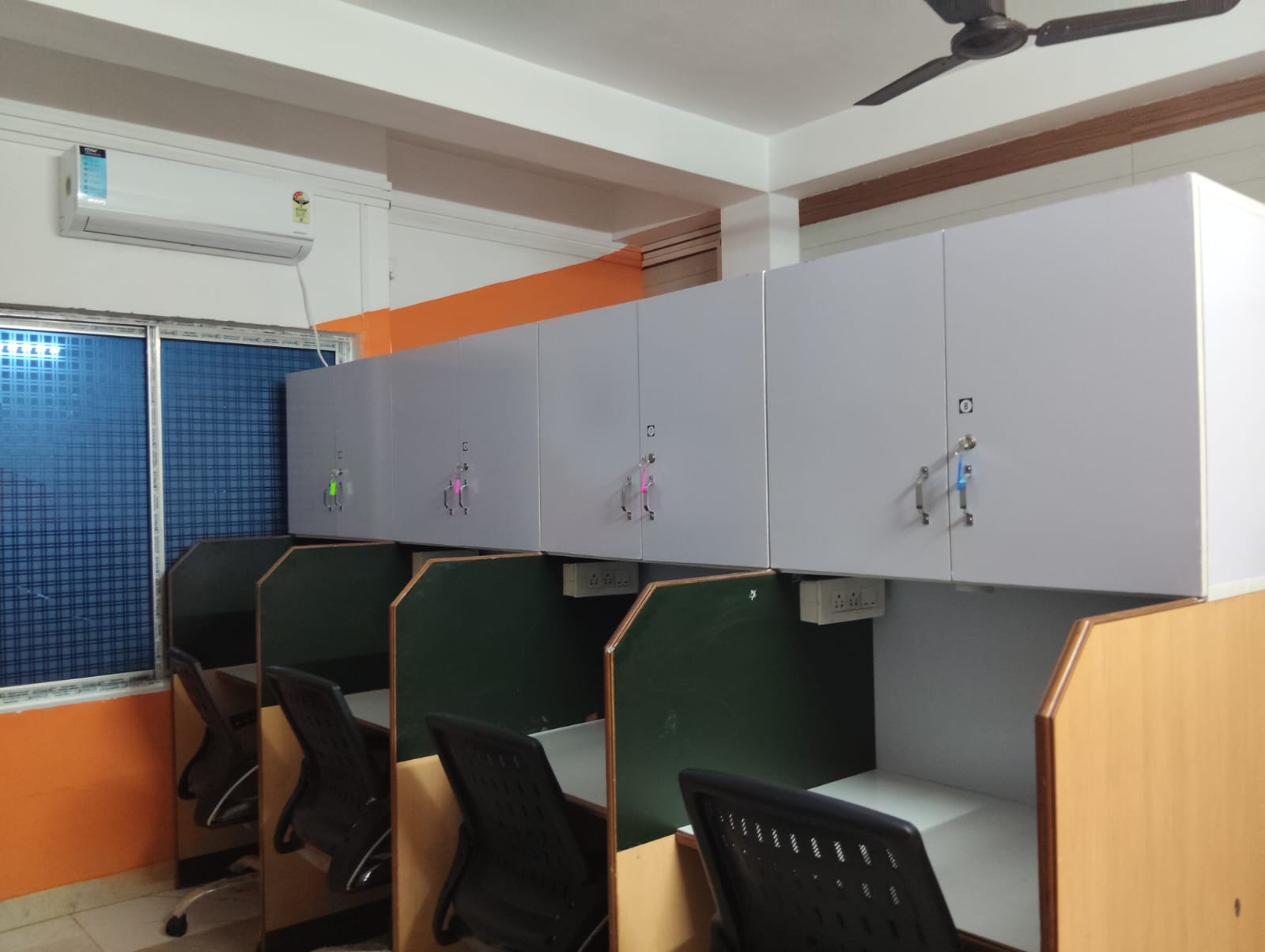 StudyFort study area with air conditioning and personal storage